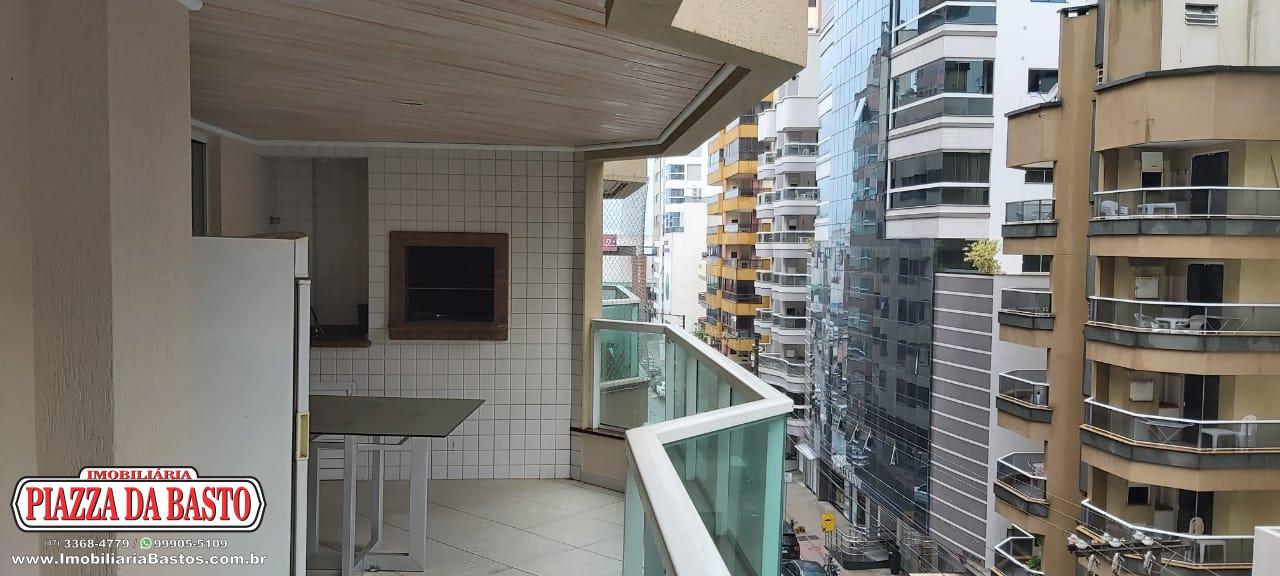 Apartamento 3 dormitórios para Temporada em Itapema / SC no bairro Meia Praia